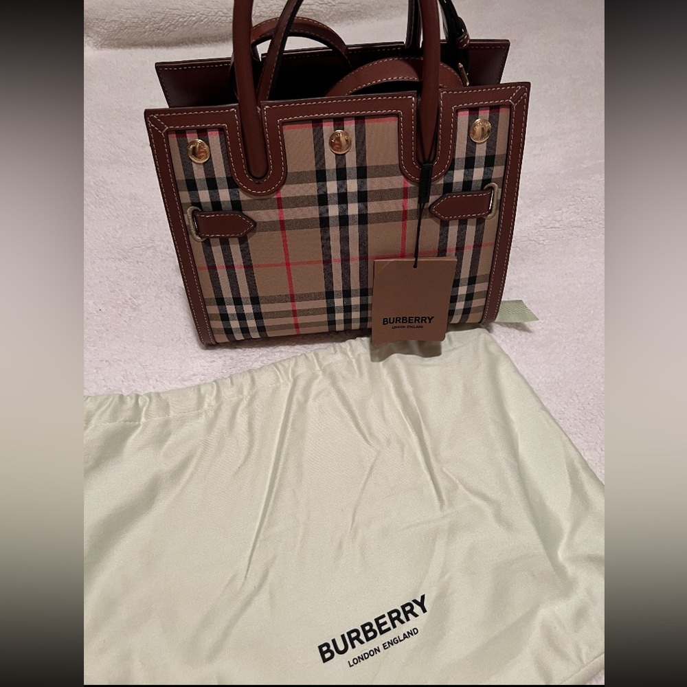 Burberry Purse